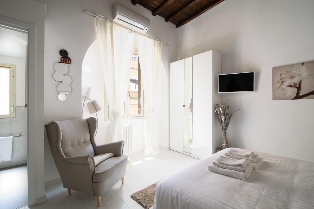 White Ostilia Apartments Rome Buitenkant foto